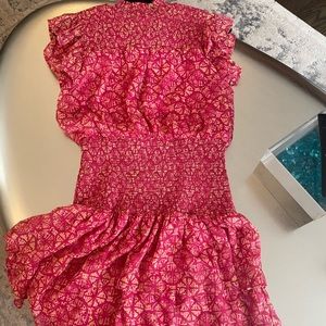 Aqua women’s cap sleeve mini dress size L great condition.